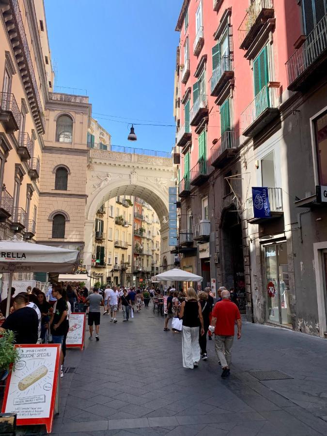 La Casetta Ai Gradoni Di Chiaia Napoli Eksteriør bilde